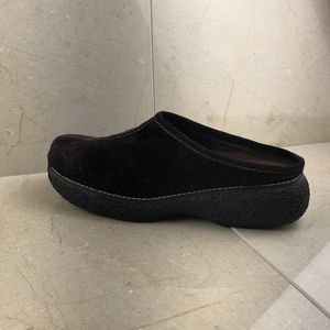 Glacee Womens Fine Brown Suede Leather Split Toe Slip On Clogs Shoes Size 9 M